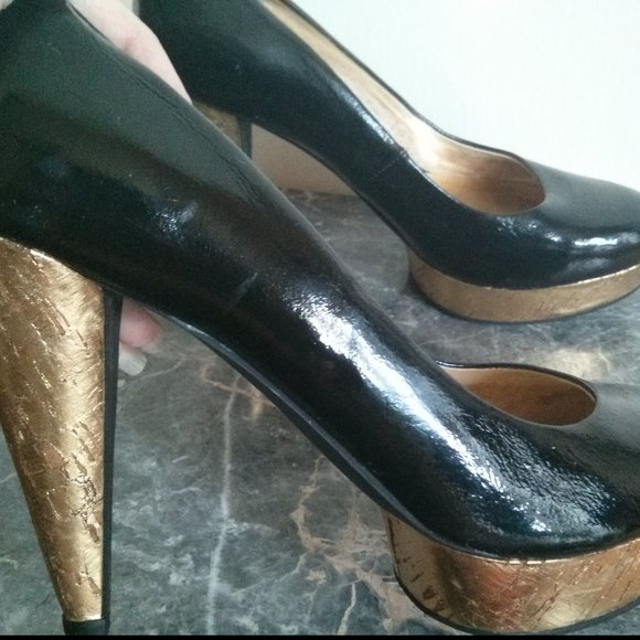 Patent Black & Gold Cork Platform Heels Size 6.5 - Picture 9 of 16